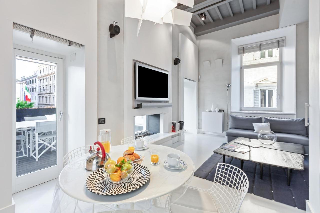 Prometheus Central Apartment